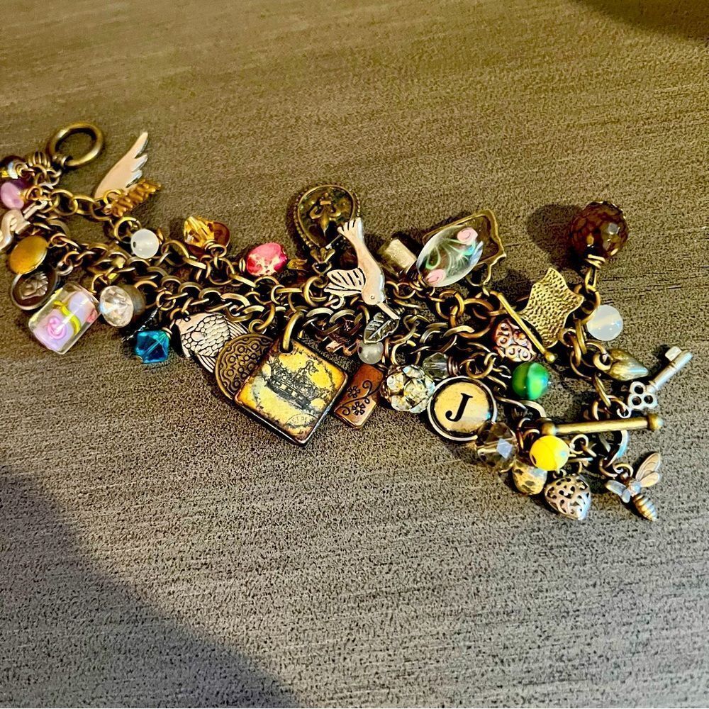 Loaded Multi-Color Charm Bracelet/beads/Brass/Silver W/Toggle - Picture 9 of 12